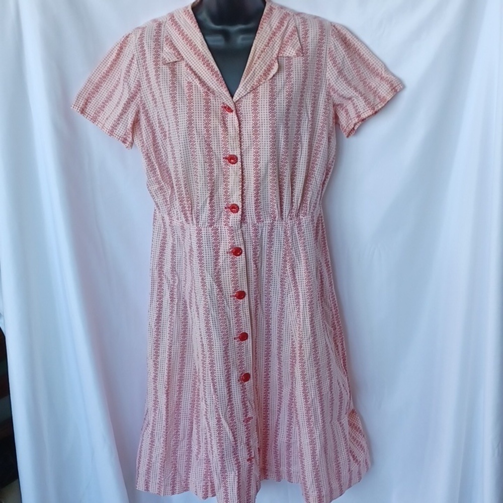 Vintage 1950's Cotton Shirt Waist Betty Crocker style dress Size M, red & pink